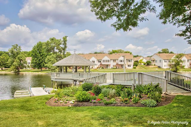7201 Hastings Circle 332, Fox Lake, IL 60020