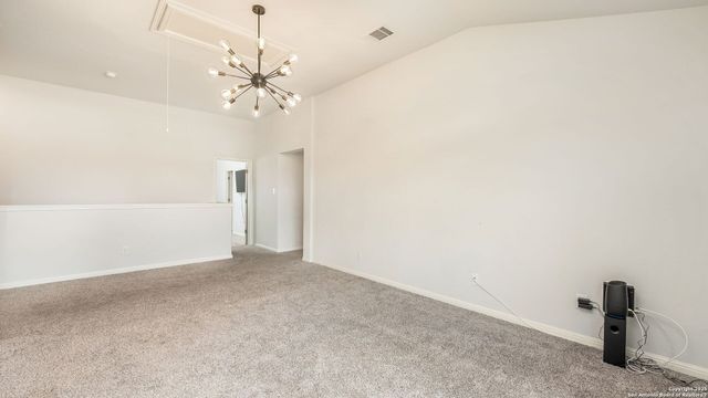 9521 DAK AVE, San Antonio, TX 78254