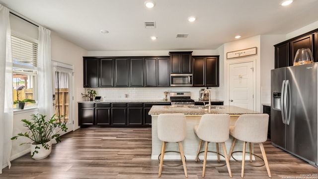 9521 DAK AVE, San Antonio, TX 78254