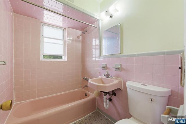 601 Fairview Avenue A2, Fairview, NJ 07022