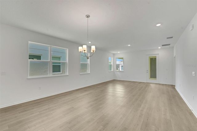 5213 WAYPOINTE BOULEVARD, Apopka, FL 32712