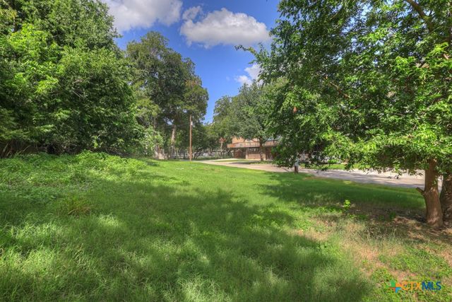 1150 Ethel, Seguin, TX 78155