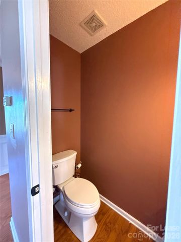 7304 Ravanna Drive, Charlotte, NC 28213