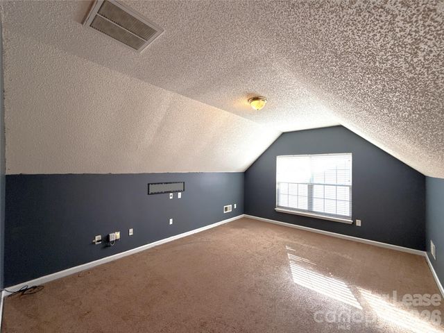 7304 Ravanna Drive, Charlotte, NC 28213