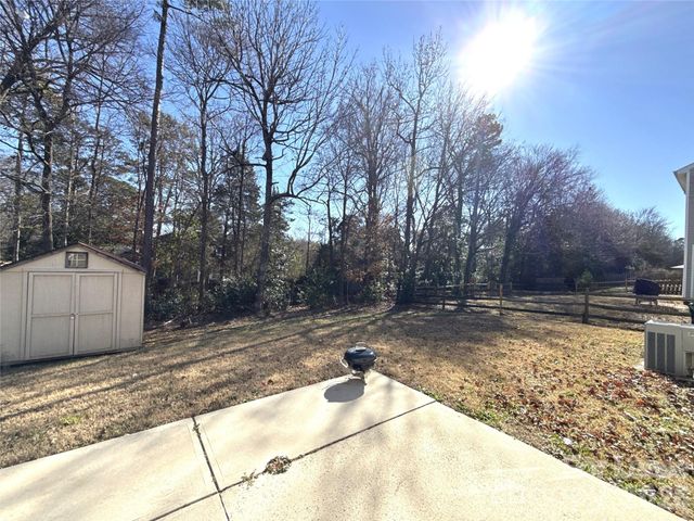 7304 Ravanna Drive, Charlotte, NC 28213