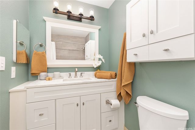 94-839 Lumiauau Street M101, Waipahu, HI 96797