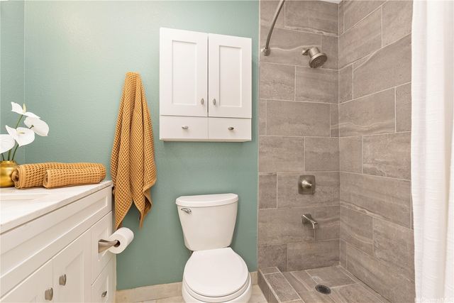 94-839 Lumiauau Street M101, Waipahu, HI 96797