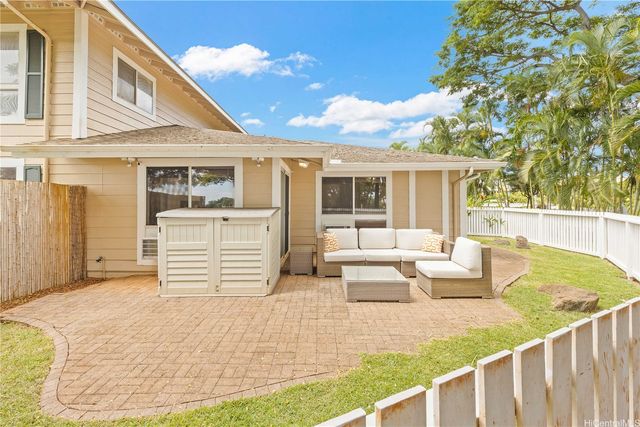 94-839 Lumiauau Street M101, Waipahu, HI 96797