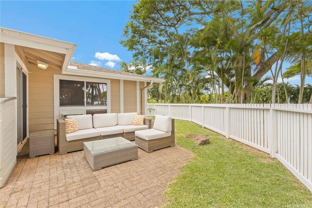 94-839 Lumiauau Street M101, Waipahu, HI 96797