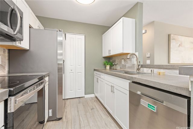 94-839 Lumiauau Street M101, Waipahu, HI 96797