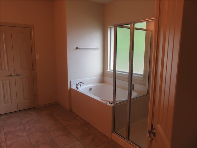 1122 Walter Stephenson Road, Midlothian, TX 76065
