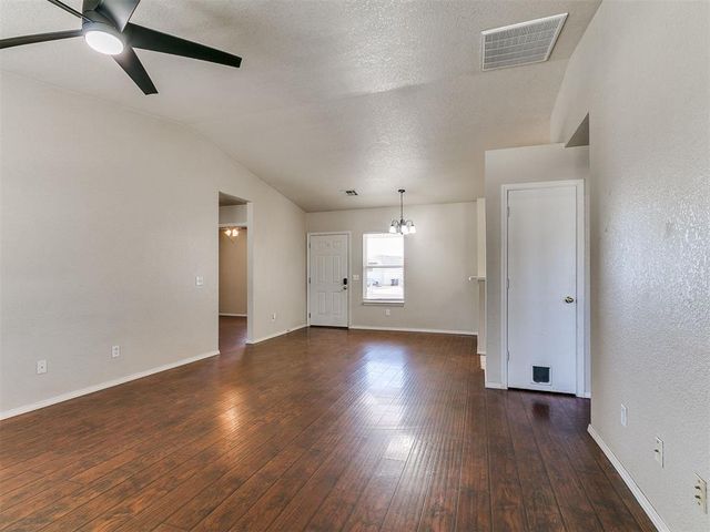 15400 Camellia Road, Oklahoma City, OK 73170