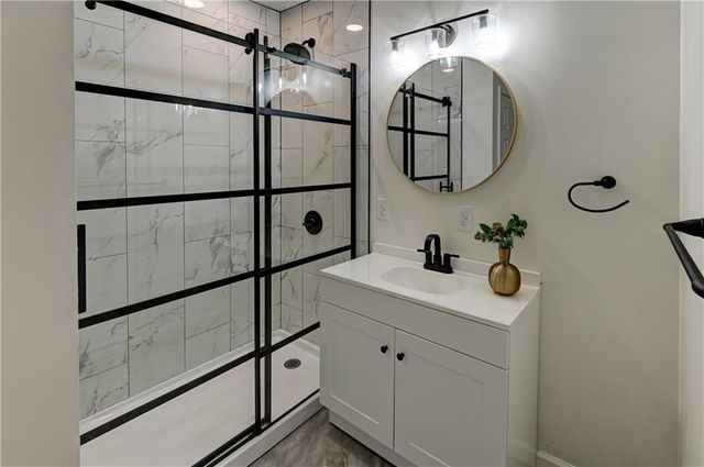 5000 FONTANA Street, Roeland Park, KS 66205