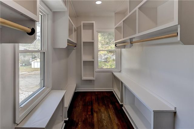 5000 FONTANA Street, Roeland Park, KS 66205