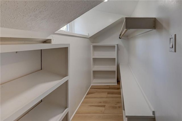 5000 FONTANA Street, Roeland Park, KS 66205