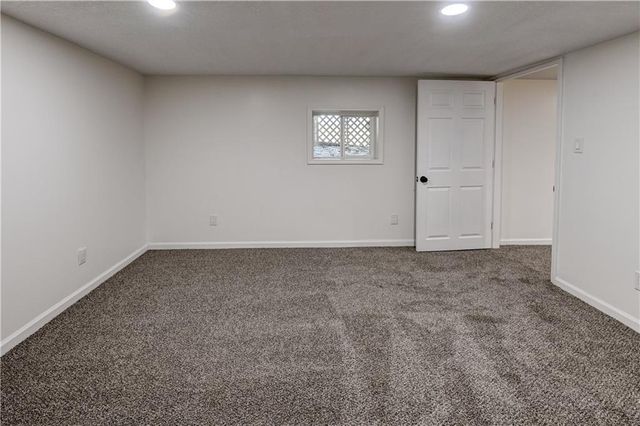 5000 FONTANA Street, Roeland Park, KS 66205