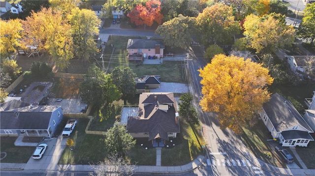 5000 FONTANA Street, Roeland Park, KS 66205