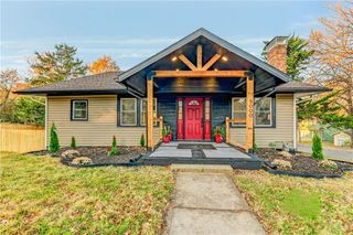 5000 FONTANA Street, Roeland Park, KS 66205