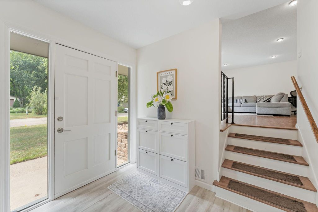 6359 131st Street Court, Apple Valley, MN 55124 — photo 4