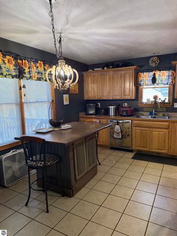 515 Selma Street, Cadillac, MI 49601