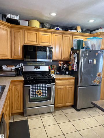 515 Selma Street, Cadillac, MI 49601