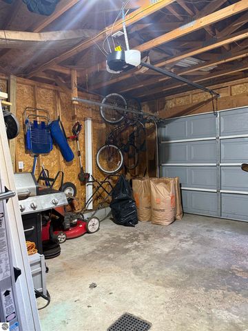 515 Selma Street, Cadillac, MI 49601