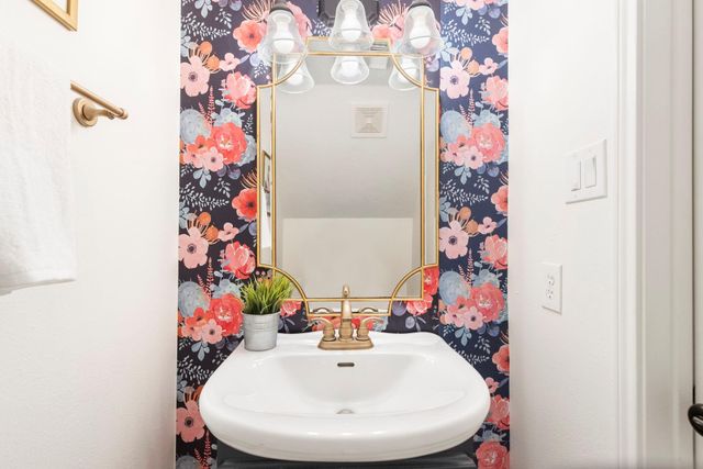 7 S Acacia Park Circle, The Woodlands, TX 77382