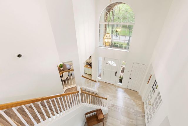 7 S Acacia Park Circle, The Woodlands, TX 77382