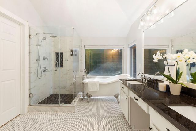 7 S Acacia Park Circle, The Woodlands, TX 77382