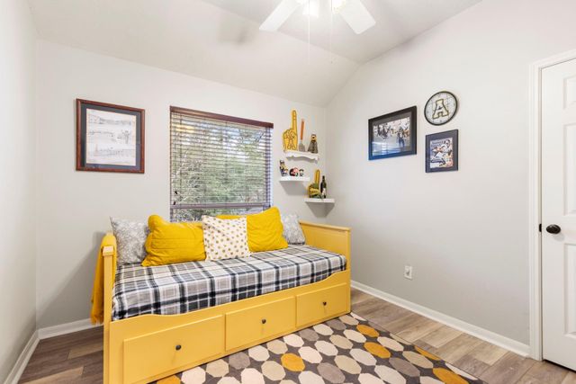 7 S Acacia Park Circle, The Woodlands, TX 77382