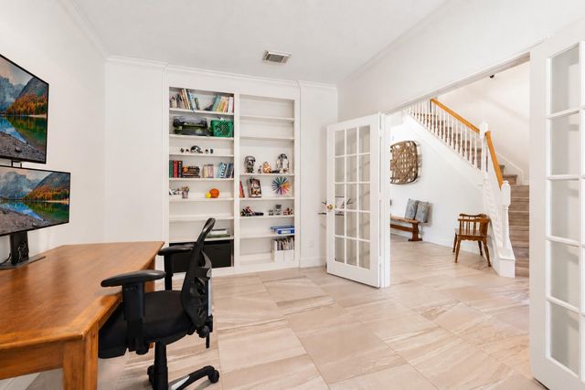 7 S Acacia Park Circle, The Woodlands, TX 77382
