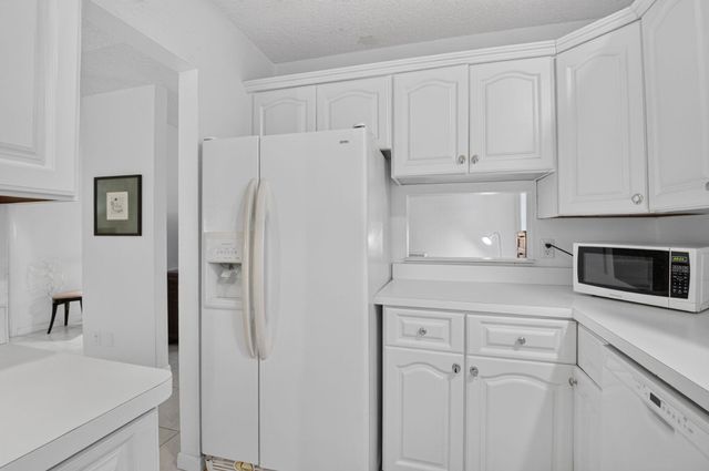 20892 Concord Green Drive E, Boca Raton, FL 33433