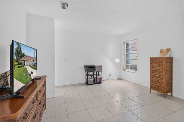 20892 Concord Green Drive E, Boca Raton, FL 33433