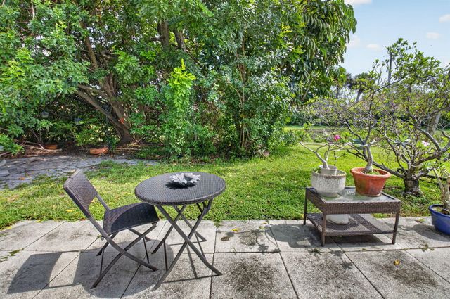 20892 Concord Green Drive E, Boca Raton, FL 33433