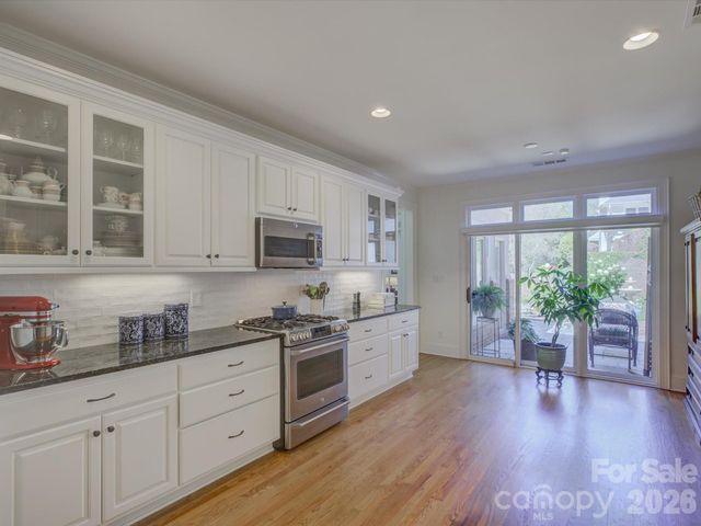 8905 Challis Hill Lane, Charlotte, NC 28226