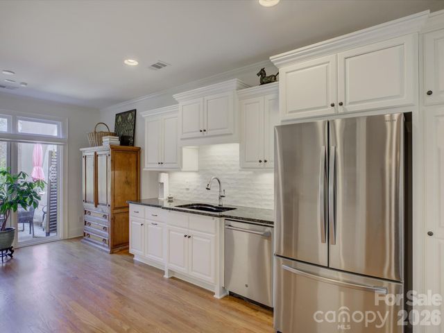 8905 Challis Hill Lane, Charlotte, NC 28226