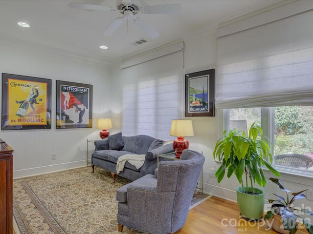 8905 Challis Hill Lane, Charlotte, NC 28226