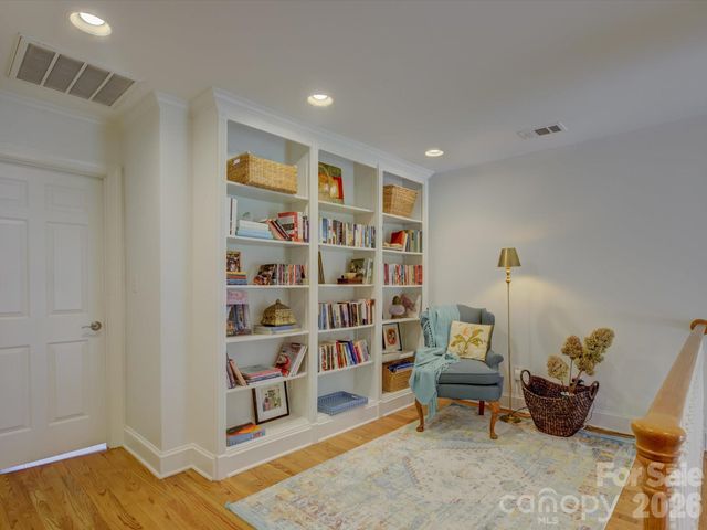 8905 Challis Hill Lane, Charlotte, NC 28226