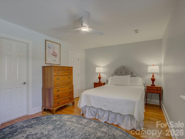 8905 Challis Hill Lane, Charlotte, NC 28226