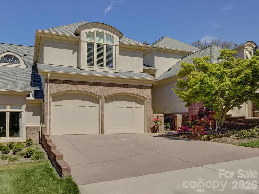 8905 Challis Hill Lane, Charlotte, NC 28226