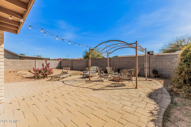 2013 W TULSA Street, Chandler, AZ 85224