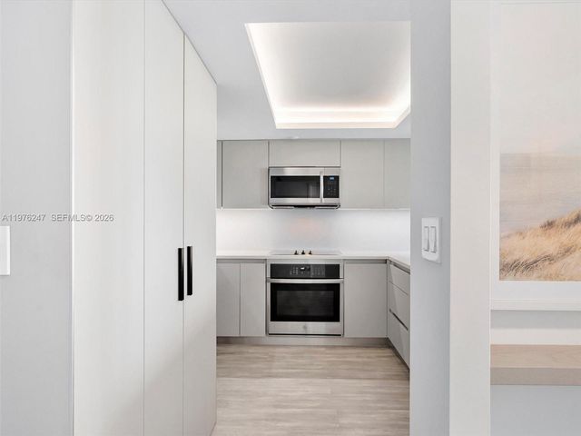 400 S Pointe Dr 2308, Miami Beach, FL 33139