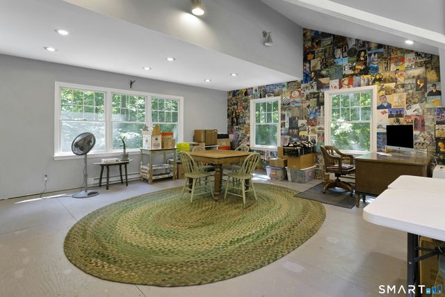 65 Barrows Road, Easton, CT 06612