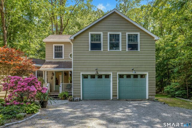 65 Barrows Road, Easton, CT 06612
