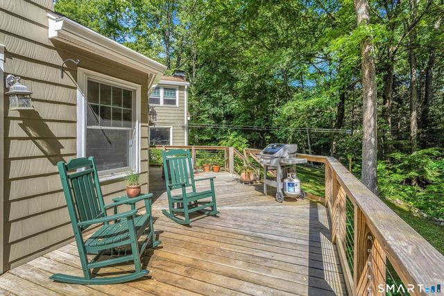 65 Barrows Road, Easton, CT 06612