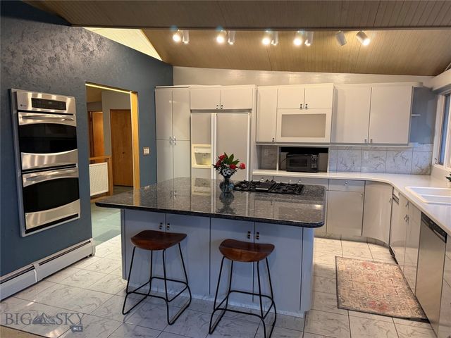 1918 Spring Creek Drive, Bozeman, MT 59715