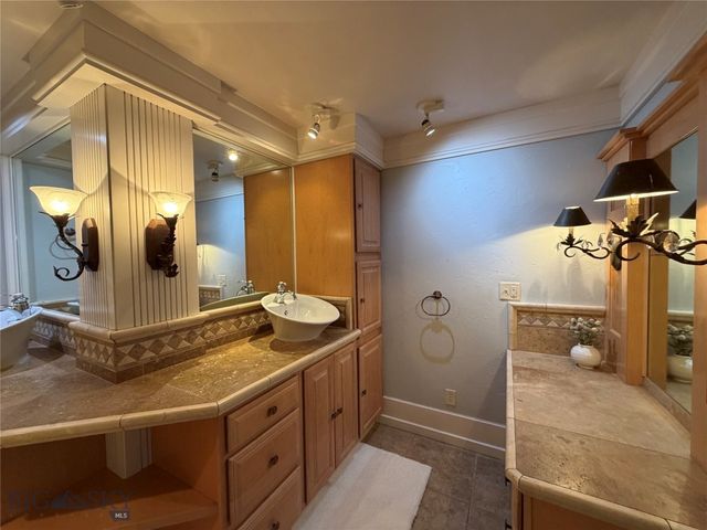 1918 Spring Creek Drive, Bozeman, MT 59715