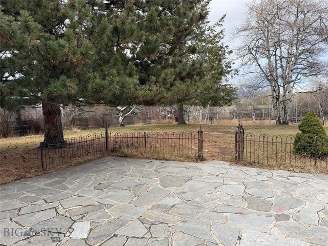 1918 Spring Creek Drive, Bozeman, MT 59715