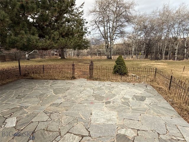 1918 Spring Creek Drive, Bozeman, MT 59715