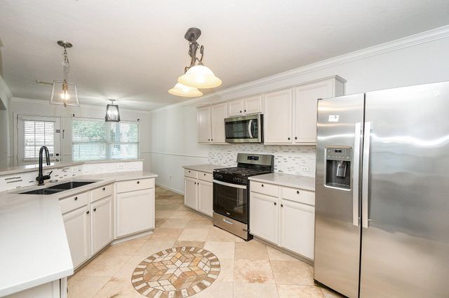 9203 Split Ridge Lane, Houston, TX 77075